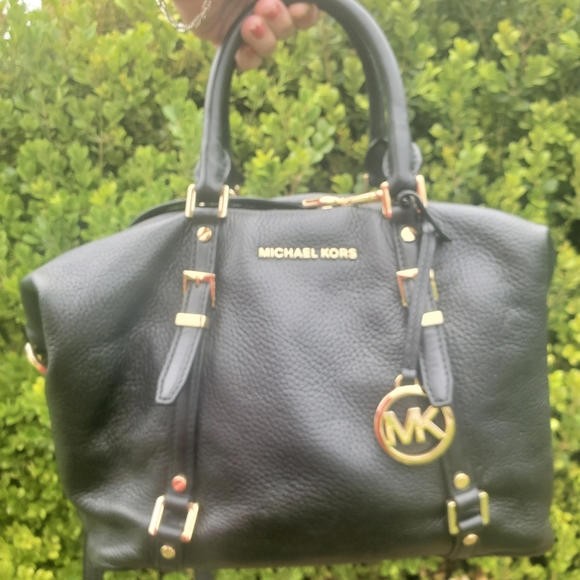 MICHAEL Kors BEDFORD LEGACY MEDIUM CONVERTIBLE SATCHEL - Picture 15 of 16